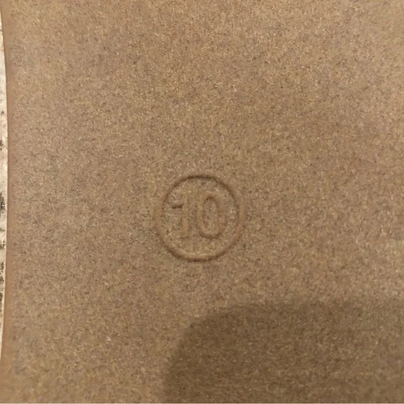 Universal Thread/ woman’s | Shoes | Faux Vegan Suede /Orange / size 10... - Picture 7 of 9